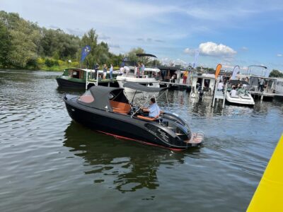 680C0B84-DC23-4B0B-ABBA-623A709424B2